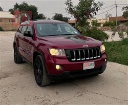 جیپ گراند شیرۆکی